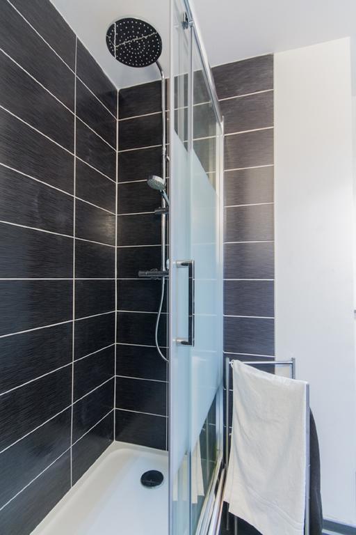 Sweethome Dijon - Black & White Экстерьер фото